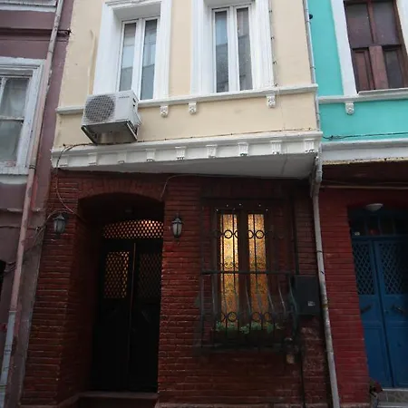 Private In Heart Of Taksim Square 2 Istanbul